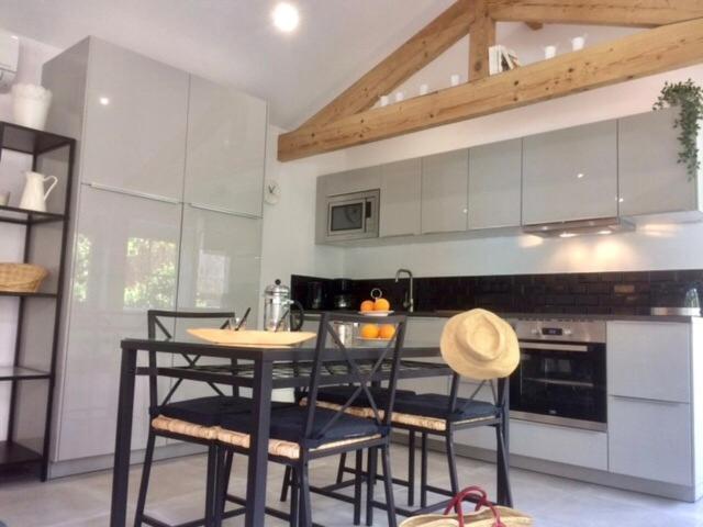Gite Sous Le Cerisier Apartment Palaldo Ngoại thất bức ảnh